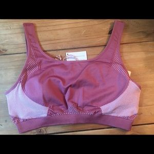 Fabletics sports bra. New with tags